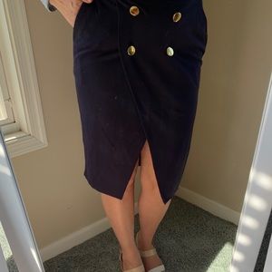 Flattering Navy blue nautical skirt.